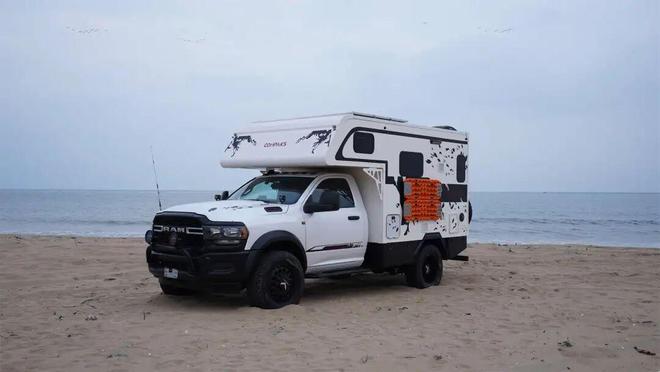 康派斯道奇公羊4500硬派越野的天花板3月6日亮相成都房车展